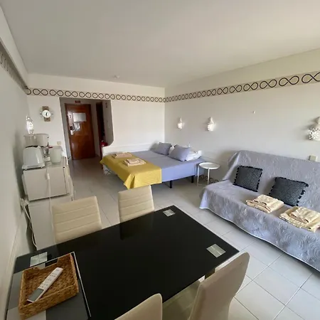 Apartment Estudio Golden Club